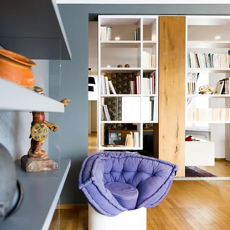 Welcome Place D'armes Ii