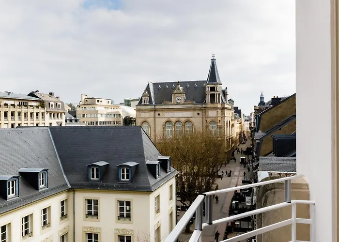 Welcome Place D'armes Ii